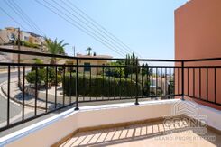 3 bedroom maisonette - G8931 - photo-40