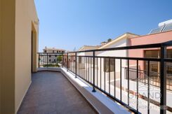 3 bedroom maisonette - G8931 - photo-43