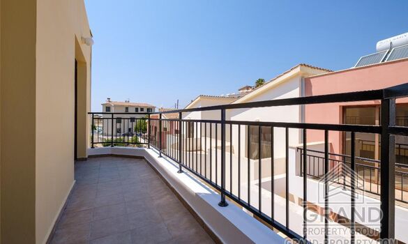 3 bedroom maisonette - G8931 - photo-43
