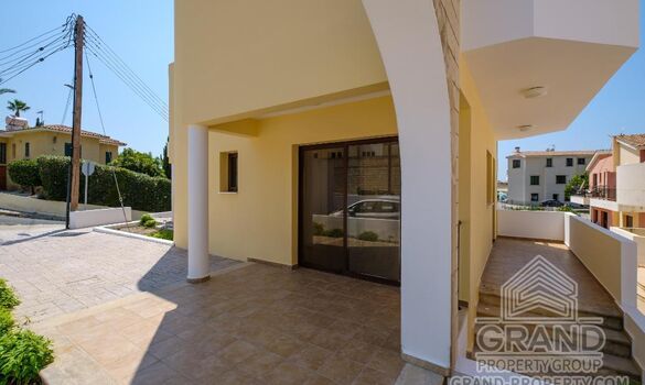 3 bedroom maisonette - G8931 - photo-46