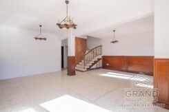 House - G5198 - photo-10