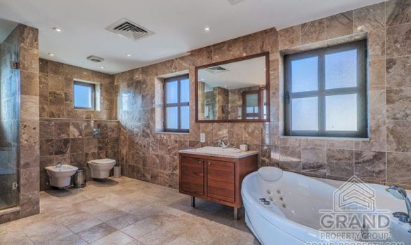 600.00 m2 - 1235 - photo-13