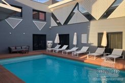 376.00 m2 - 4242 - photo-3