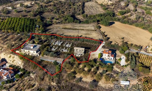 Incomplete residential development - G7541 - photo-2