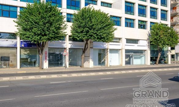 Mixed-use building - G7946 - photo-6