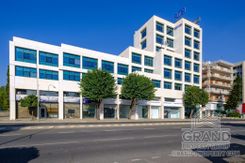 Mixed-use building - G7946 - photo-9