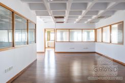 Mixed-use building - G7946 - photo-12