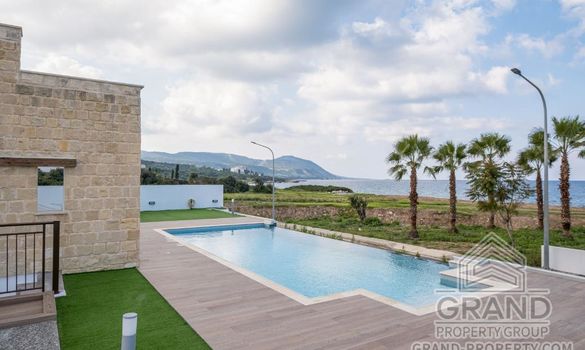 Seafront villa - G7620 - photo-22