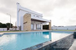 Seafront villa - G7620 - photo-27