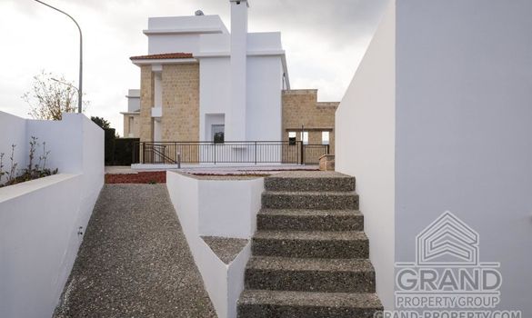 Seafront villa - G7620 - photo-33