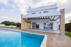 Seafront villa - G7620 - photo-35