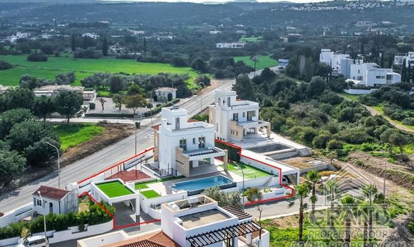 Seafront villa - G7620 - photo-37
