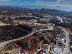 Plot - G7895 - photo-1