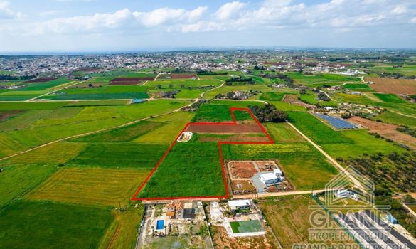 Field - G8079 - photo-3