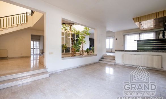 House - G8790 - photo-3