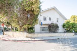 House - G8790 - photo-29