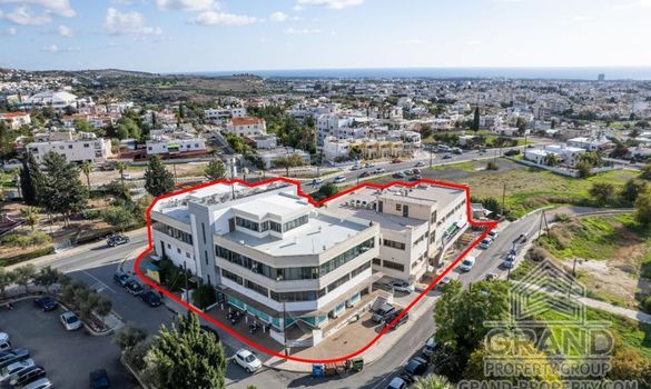 Commercial mixed-use development - G8599 - photo-1