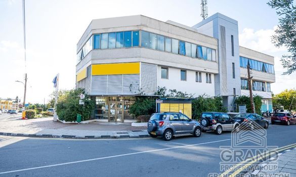 Commercial mixed-use development - G8599 - photo-6