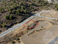 Plot - G7581 - photo-3