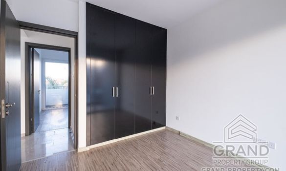 House - G8701 - photo-11