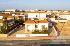House - G9203 - photo-2