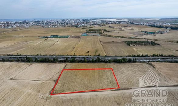 Field - G8639 - photo-2
