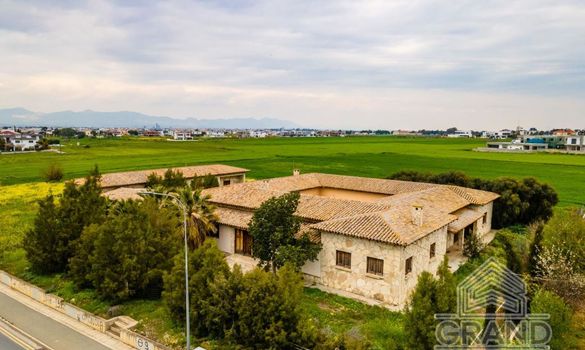 Field - G8052 - photo-12