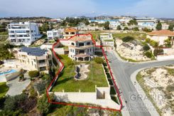 House - G5697 - photo-1