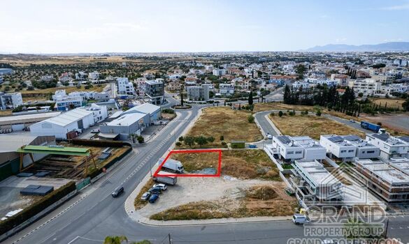 Plot - G9286 - photo-3