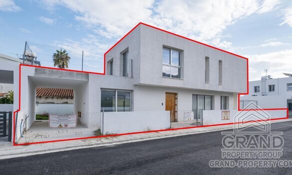 House - G9473 - photo-1