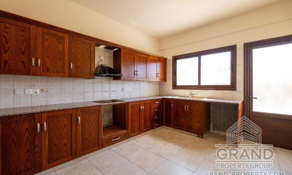 House - G8885 - photo-16