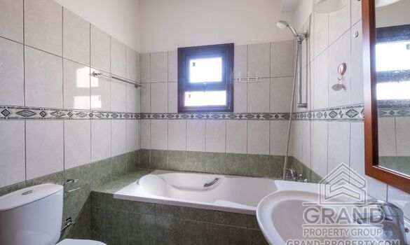 House - G9632 - photo-3