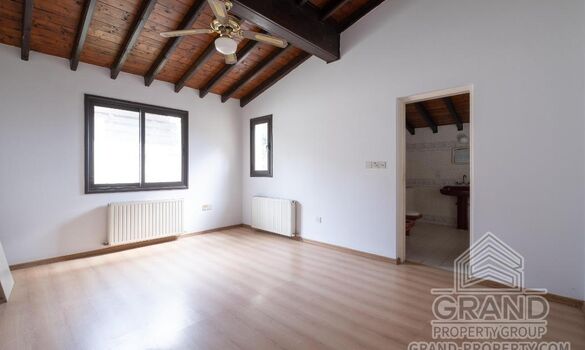 House - G8580 - photo-16
