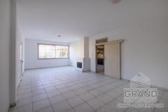 House - G9679 - photo-7