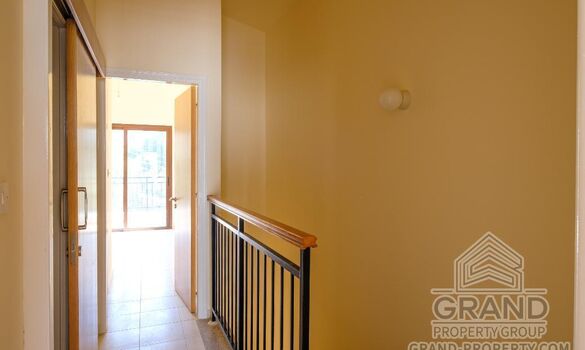 2 bedroom maisonette - G9726 - photo-12