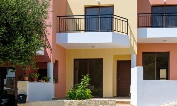 2 bedroom maisonette - G9726 - photo-2